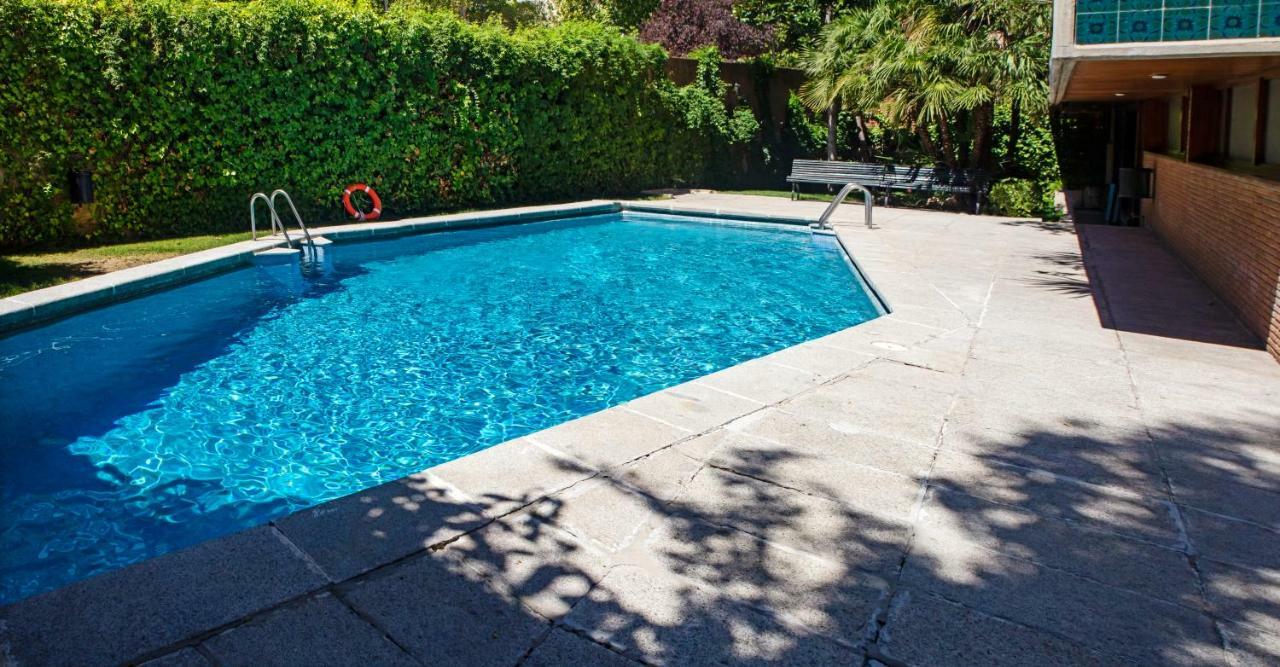 Cozy Apartment At Jardin Manaure Madrid Luaran gambar